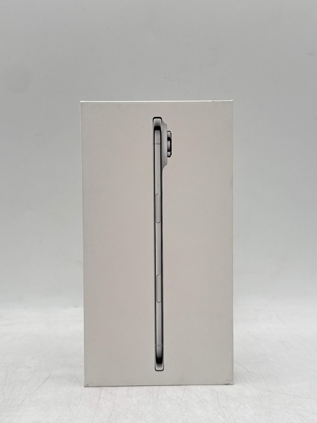 Apple iPhone 17 Air 256GB White TracFone – Open Box