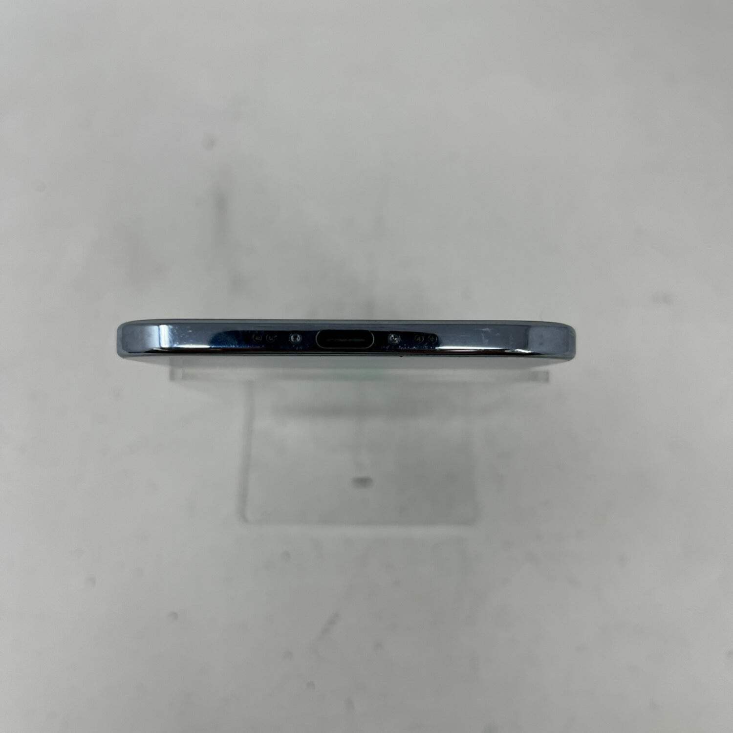 Factory Unlocked Apple iPhone Air 256GB Sky Blue MG1D4LL/A