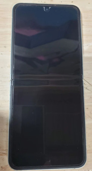 SAMSUNG Galaxy Z Flip6 5G (512GB, 12GB) 6.7″ Folding AMOLED, Dual 50MP 4K