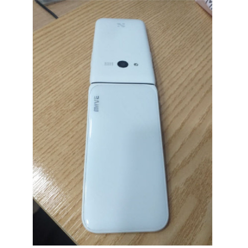 ALT MIVE Style Folder 32GB AT-M120 Unlocked LTE/3G White USED