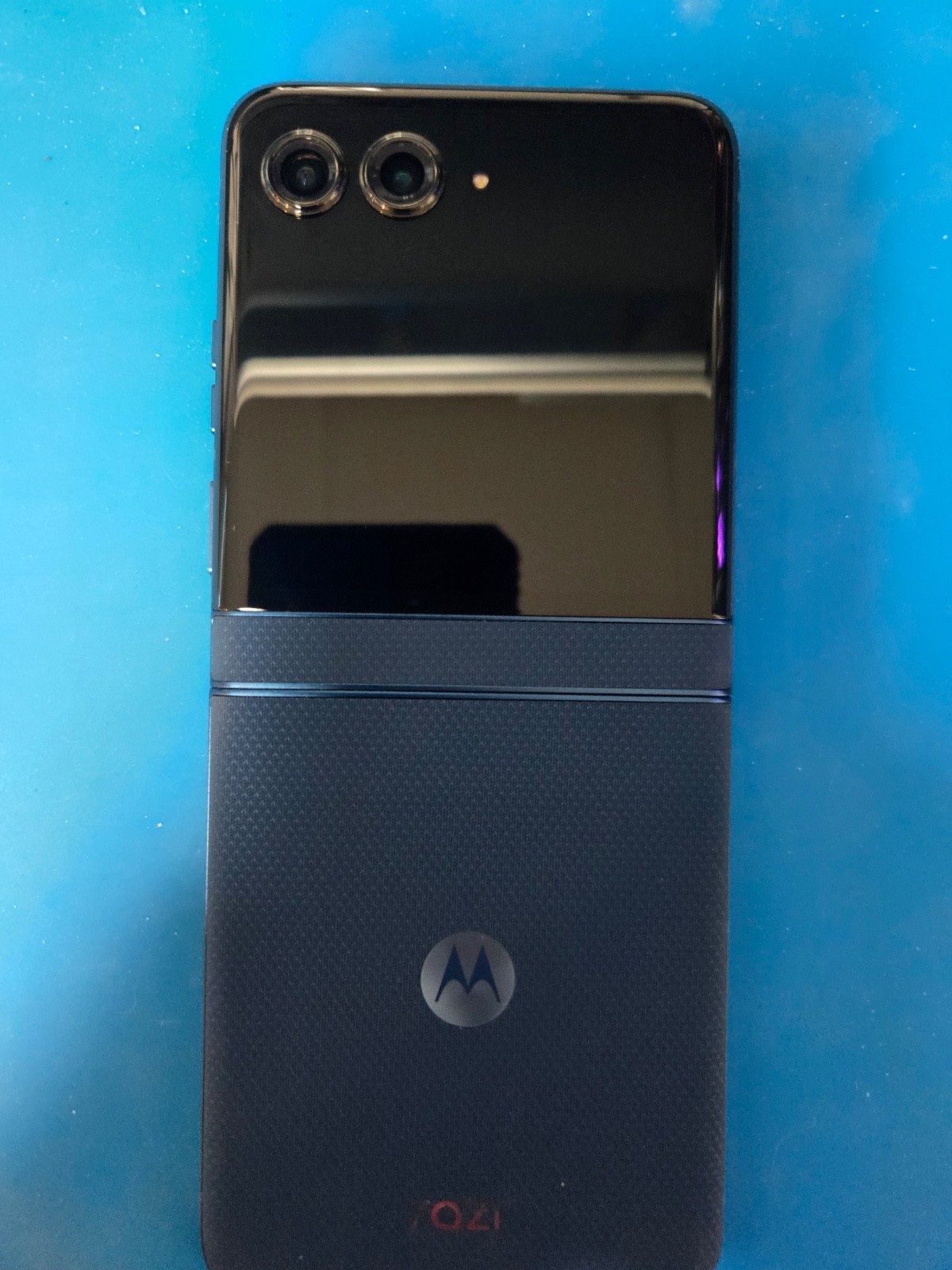 Motorola Razr 2025 256GB Blue XT2553V (TracFone) Fully Functional STRAIGHT TALK