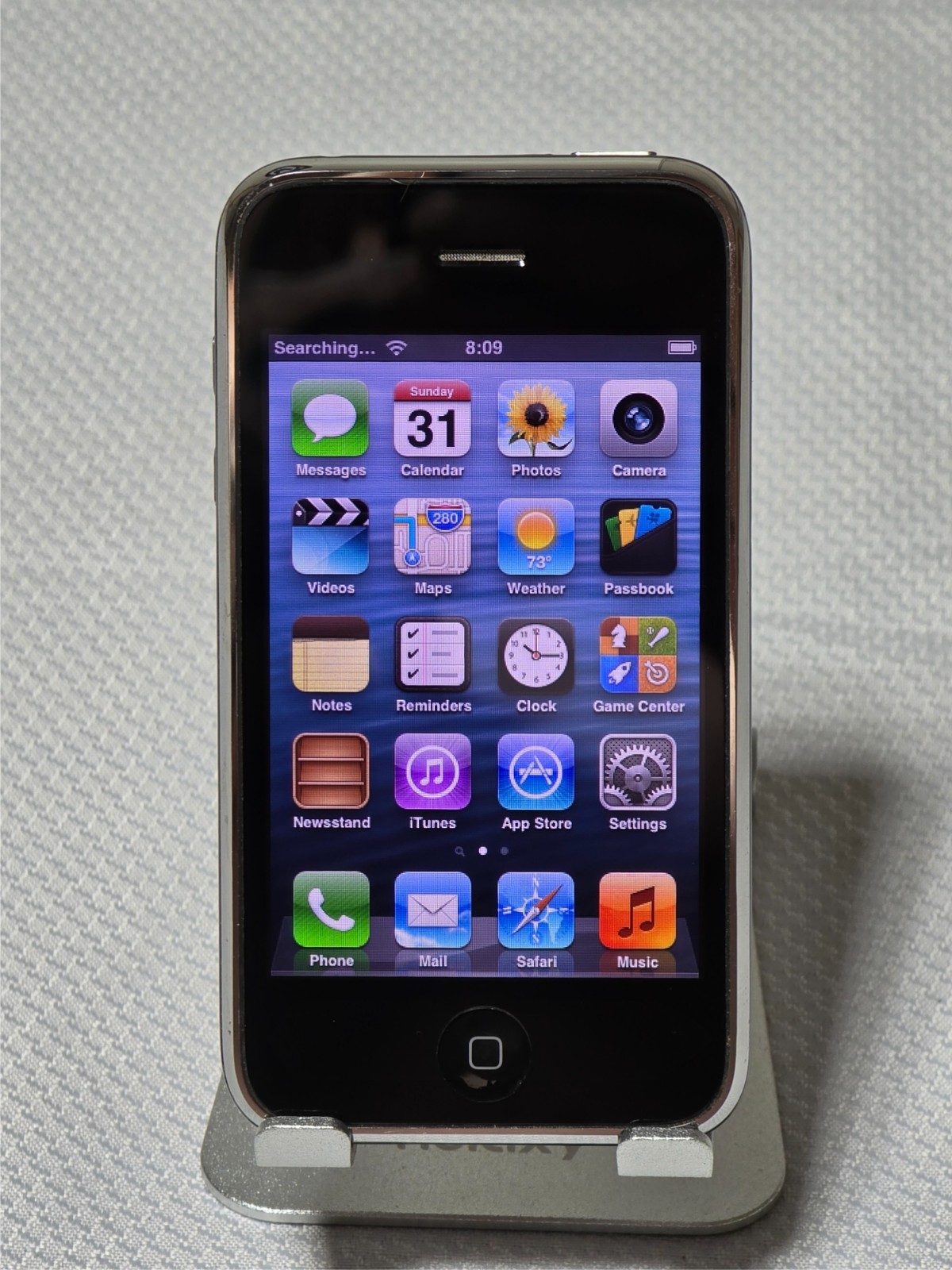 Apple iPhone 3GS 8GB A1303 Black