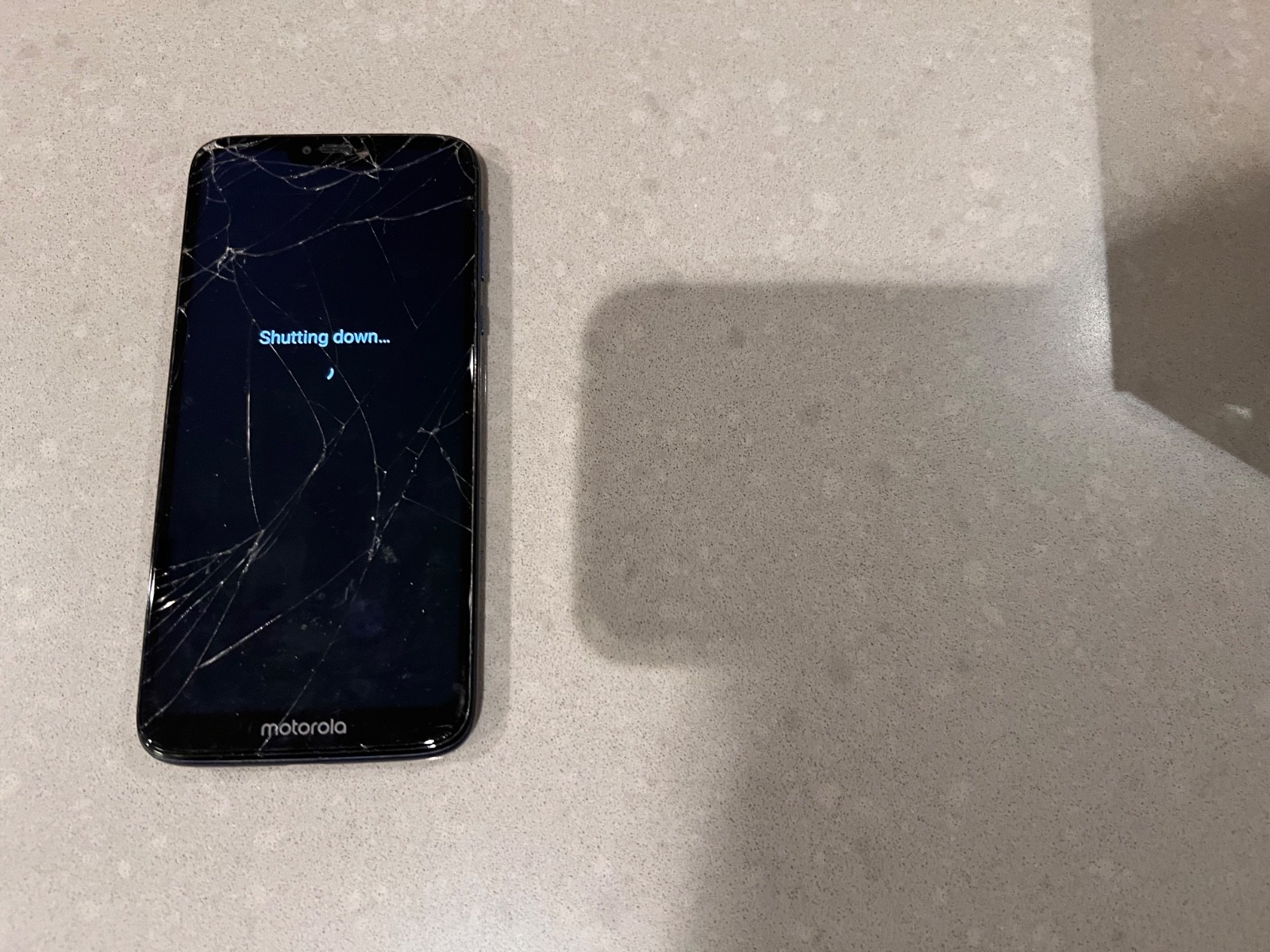 Defective Motorola moto G7 power (XT1955-6) 32GB (Verizon) – A2