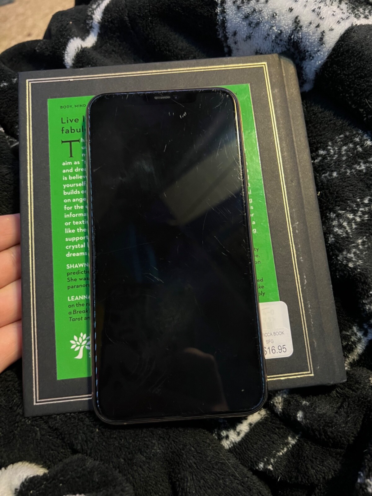 Apple iPhone 11 Pro Max – 64GB – Gold (Sprint) A2161 (CDMA + GSM)