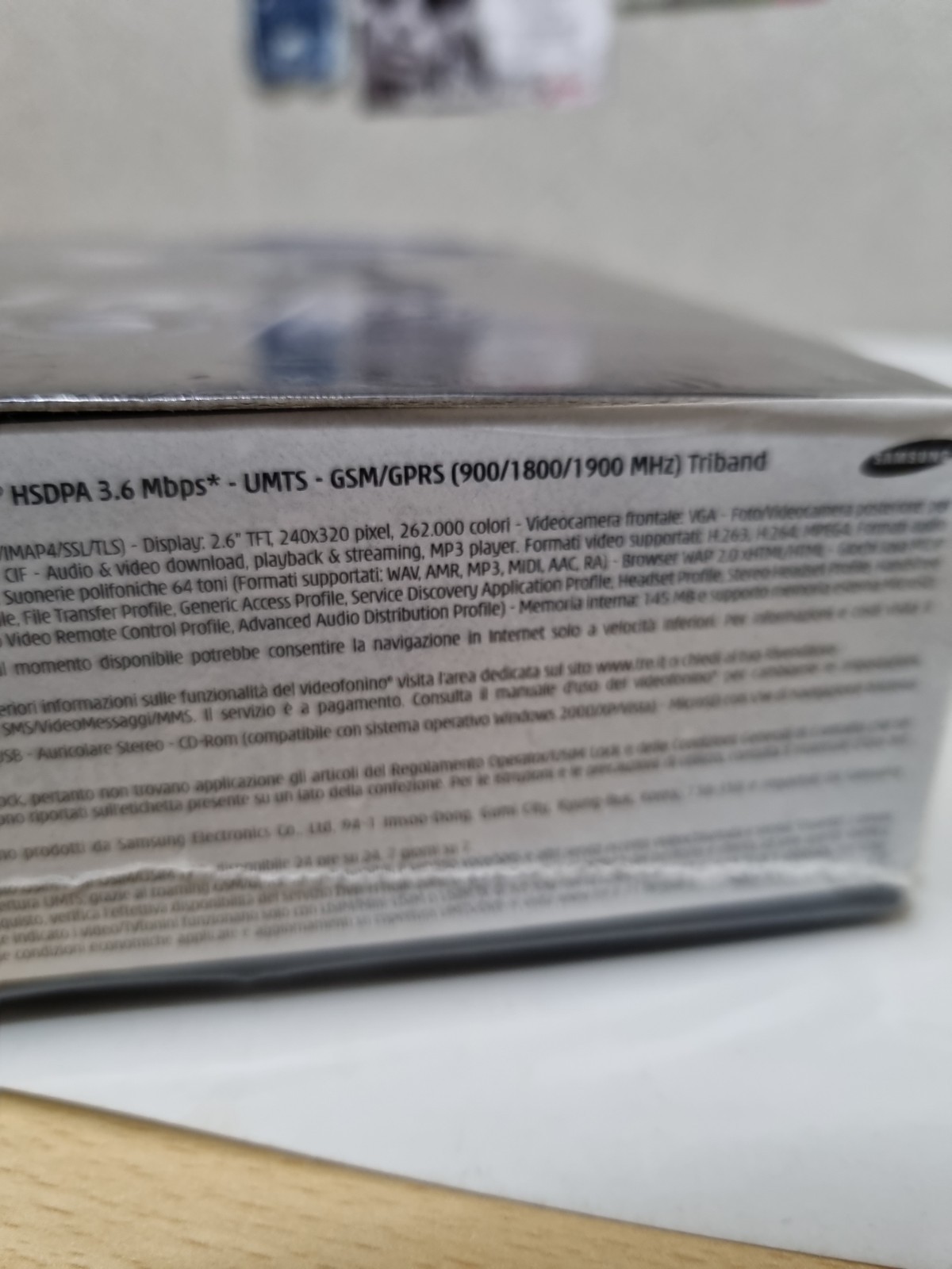 SAMSUNG SGH-I550 new Seald Box