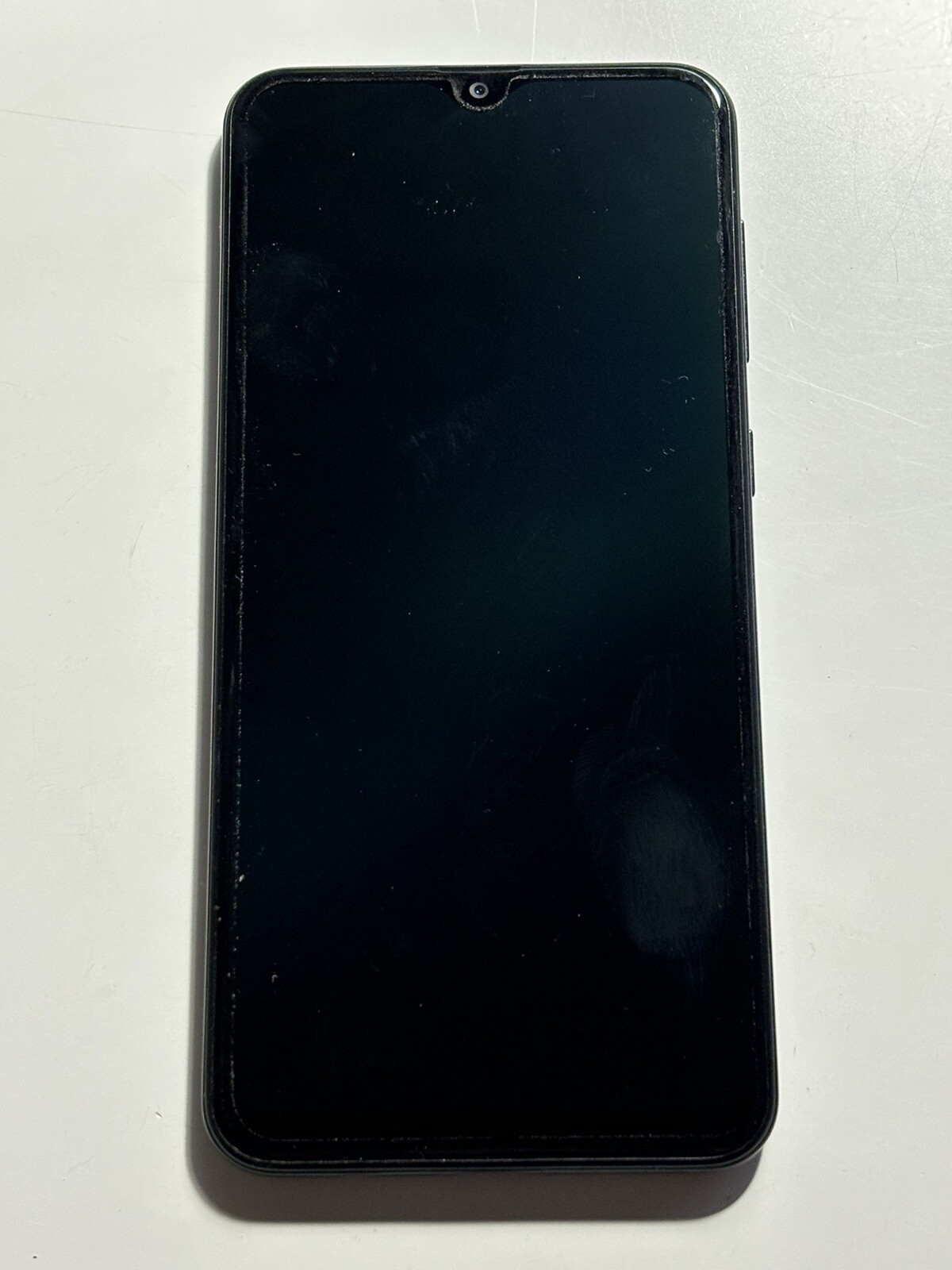 Samsung Galaxy A20 Tracfone No Picture For Parts or Repair Only