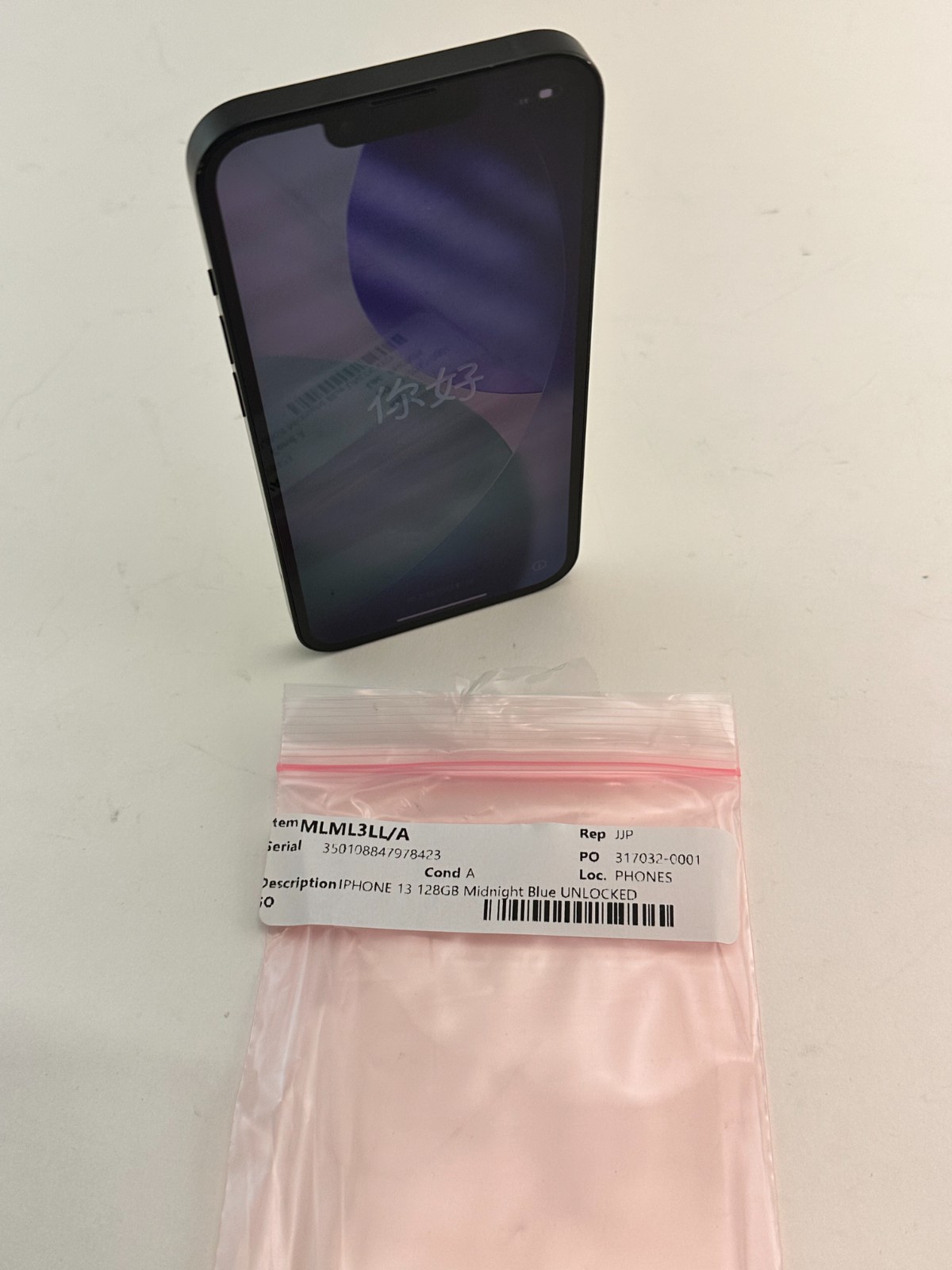 Apple iPhone 13 128GB Midnight Blue Unlocked Smartphone MLML3LL/A A2482Excellent