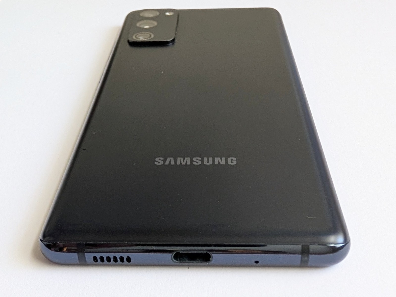 Samsung Galaxy S21 5G – 128GB – Phantom Gray – Unlocked – Wiped – Used