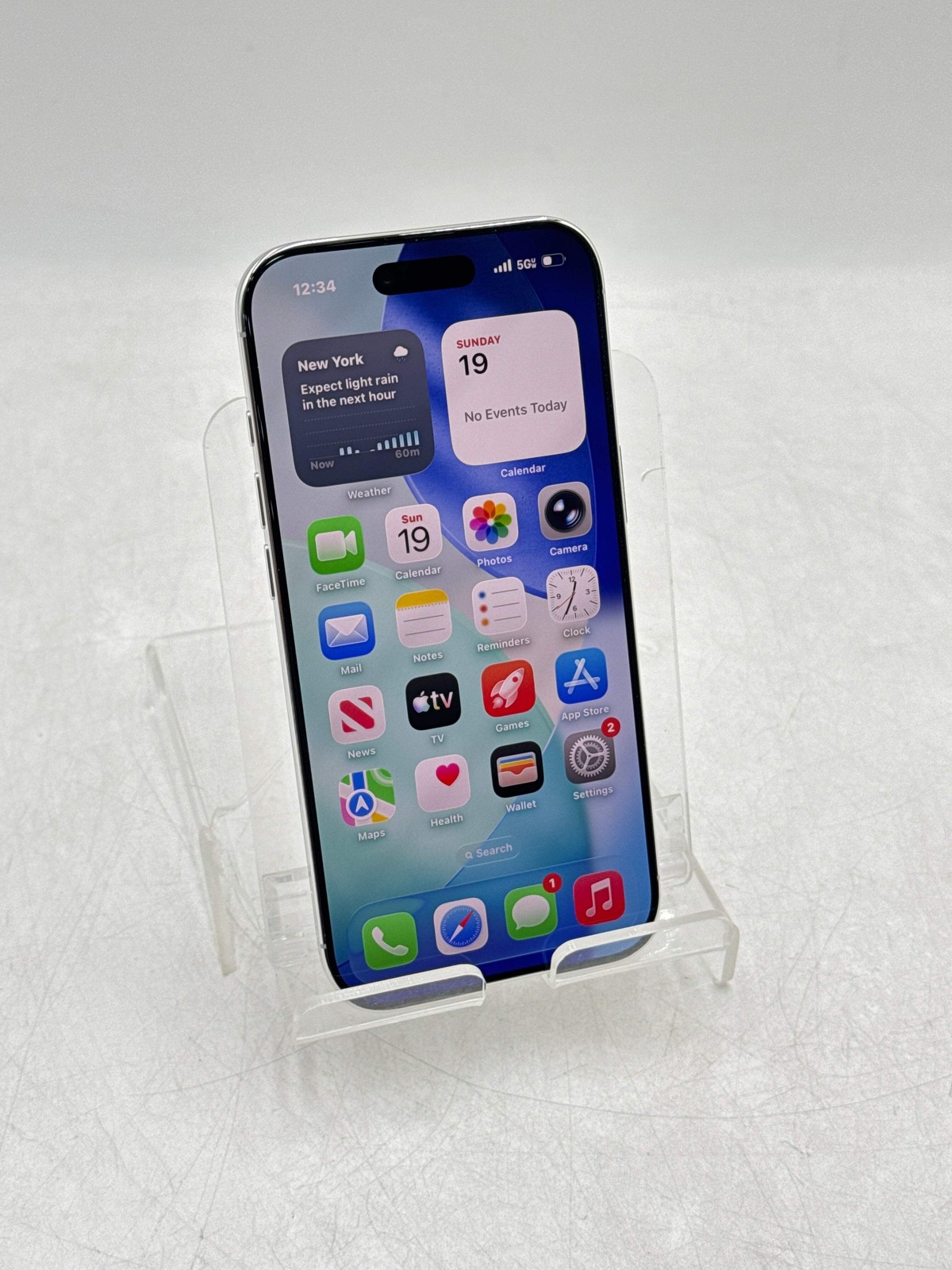Apple iPhone 17 Air 256GB White TracFone – Open Box
