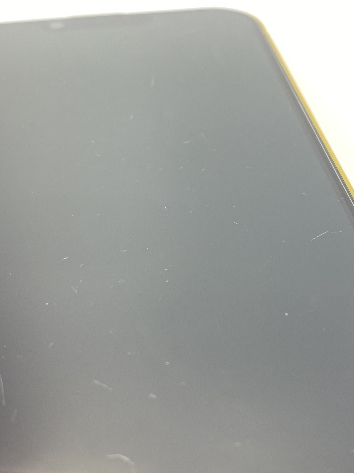 Apple iPhone 14 Plus A2632 128GB Yellow Unlocked phone 99% battery health
