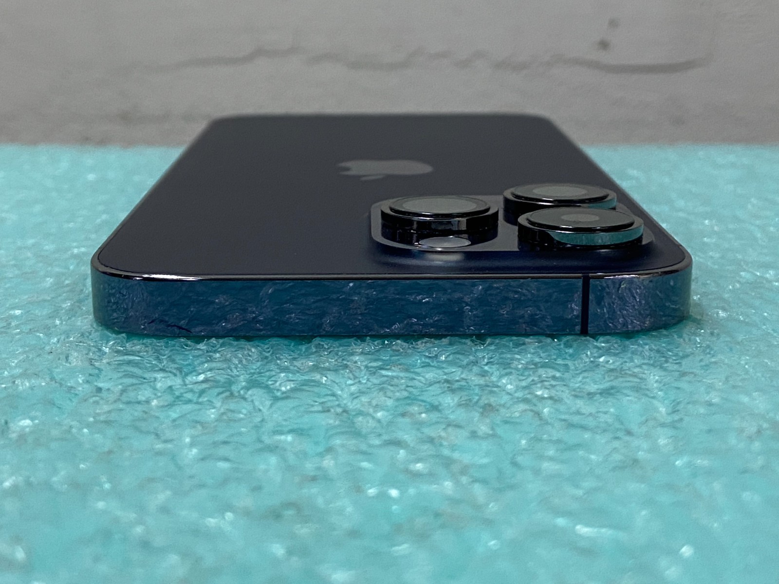 Apple iPhone 14 Pro Max A2651 6.7″ 1TB Network(AT&T) NQ953LL/A *Read* | AP110