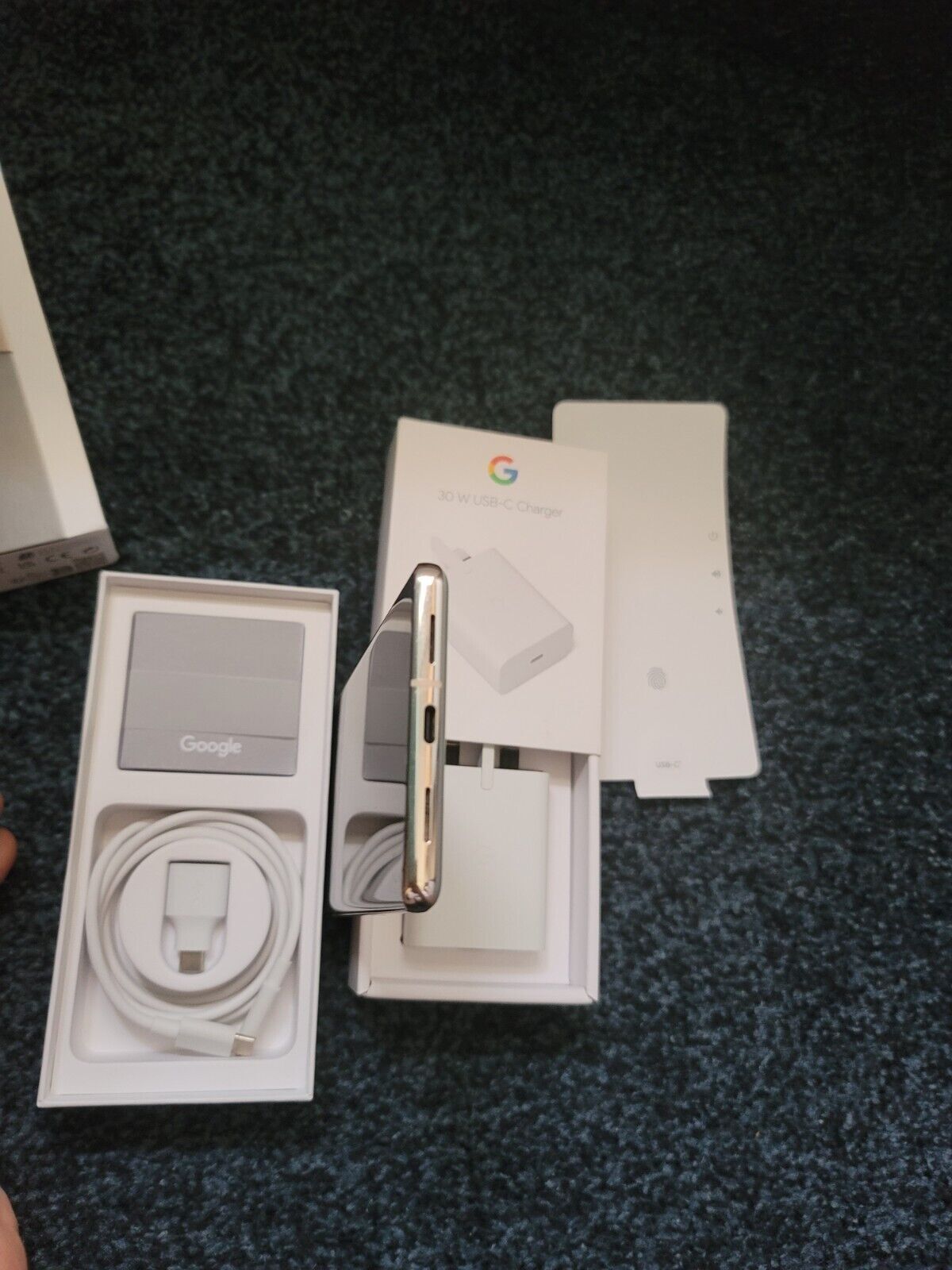 Unlocked Google Pixel 7 Pro 5G 128GB/256GB 6.7″ Hazel/Obsidian/Snow New Sealed