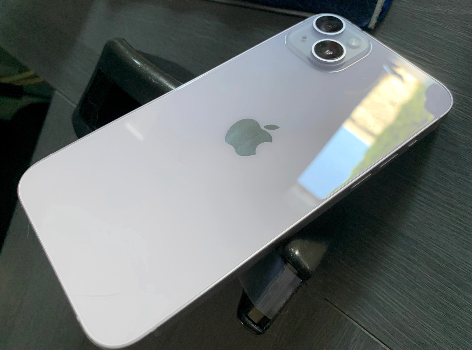 Apple iPhone 14 – AT&T ONLY – 128GB – Purple – slightly used