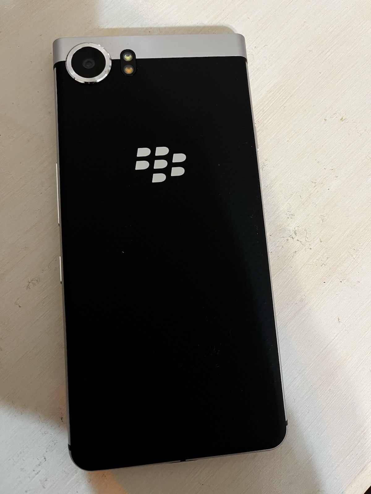 Blackberry Keyone 32GB Smartphone BBB100-1, Black