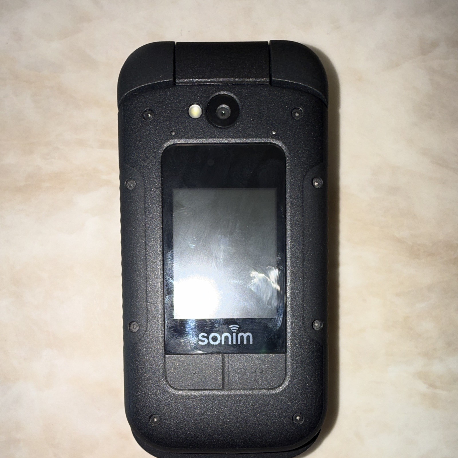 Sonim XP3plus Black Flip Cell Phone, 8GB Storage Capacity (Flip Style)BARELY USE