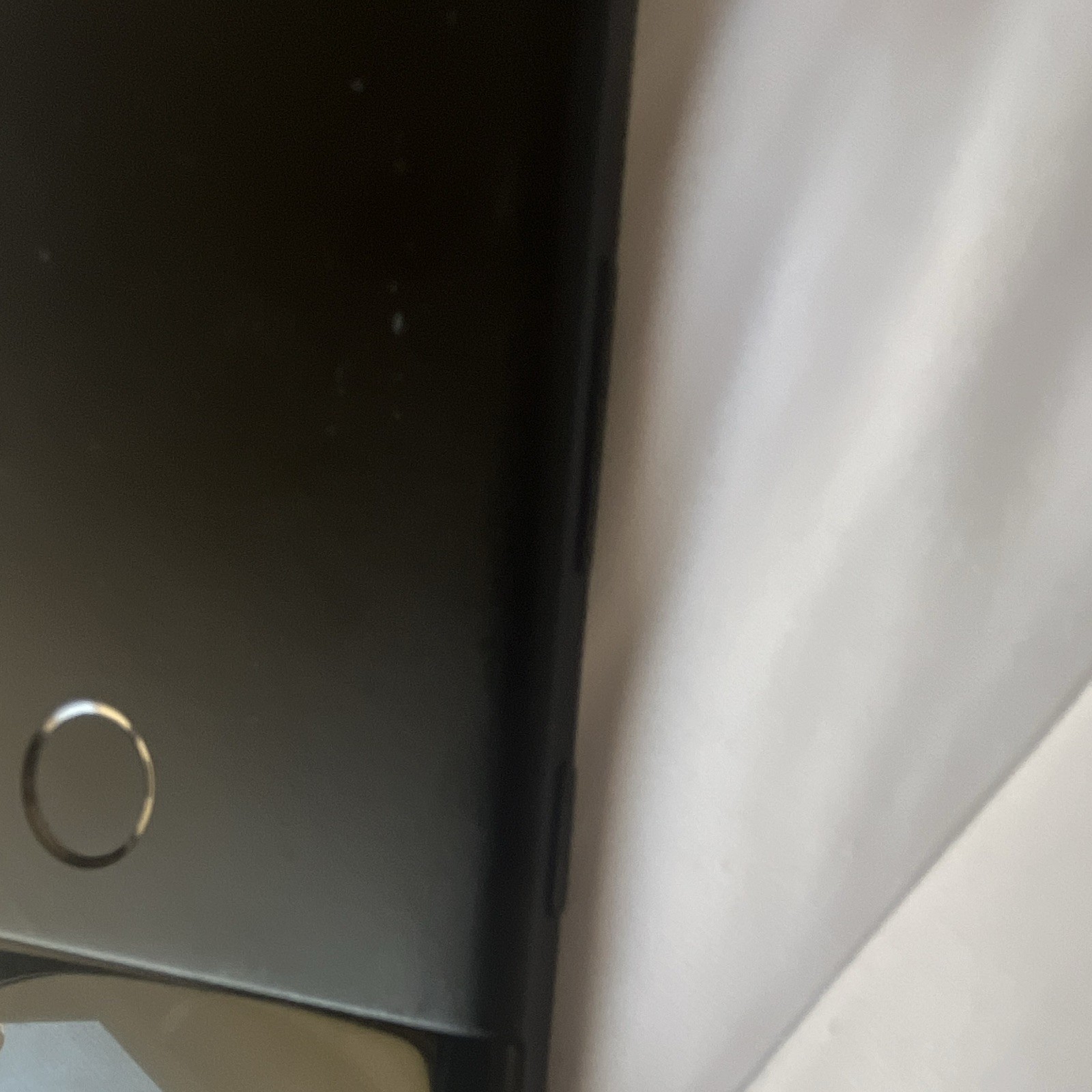 Google Pixel Smartphone Black Slate Style with Fingerprint Sensor