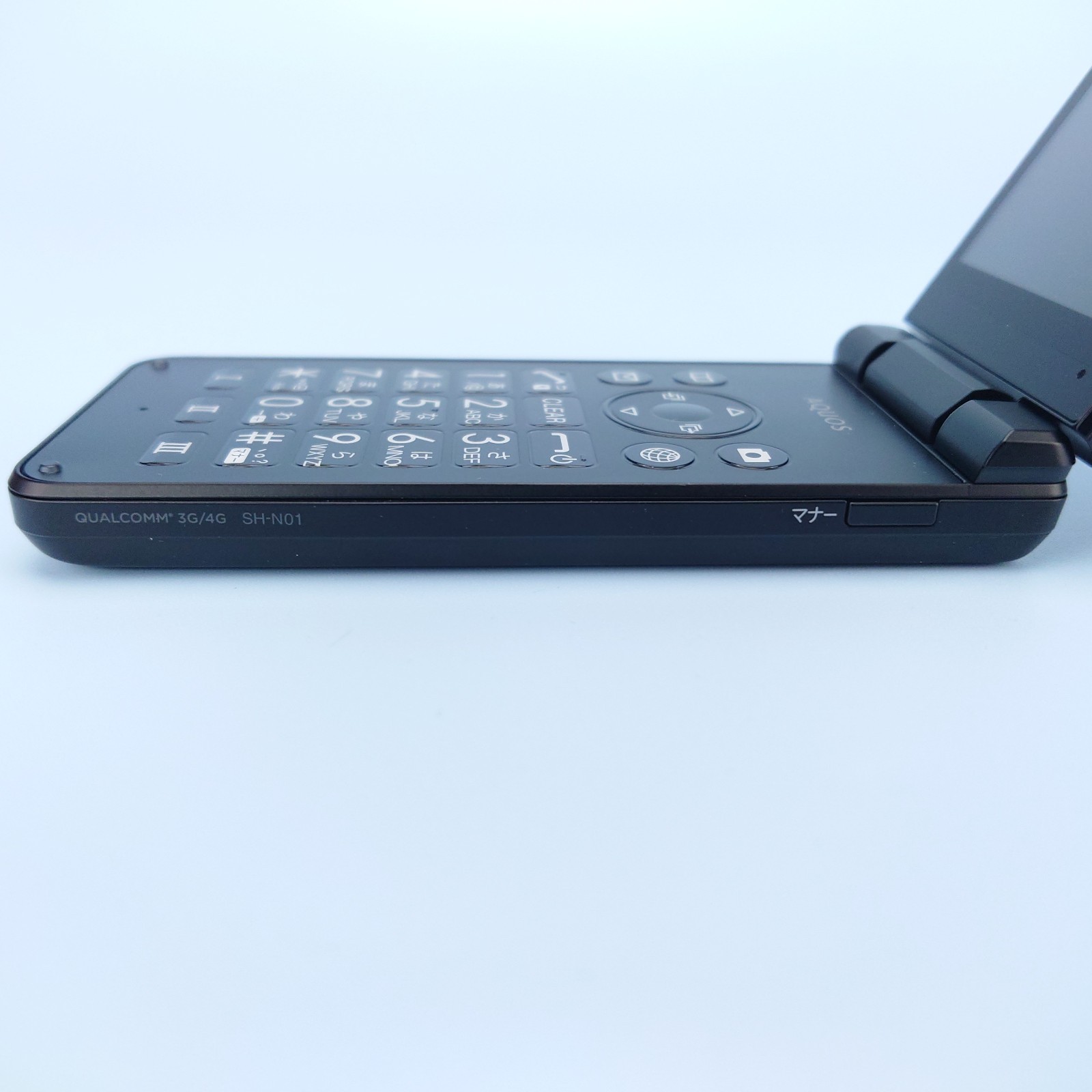 SHARP AQUOS KEITAI SH-N01 Unlocked Japanese Android Flip Phone English Ready