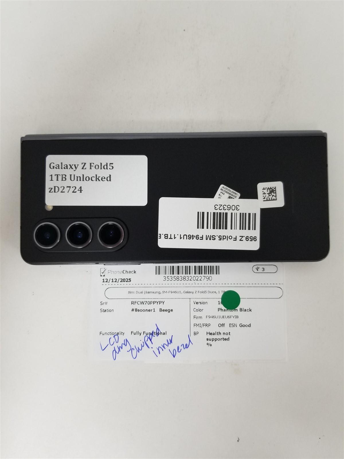 Samsung Galaxy Z Fold5 1TB Black SM-F946U1 (Unlocked) Damaged zD2724