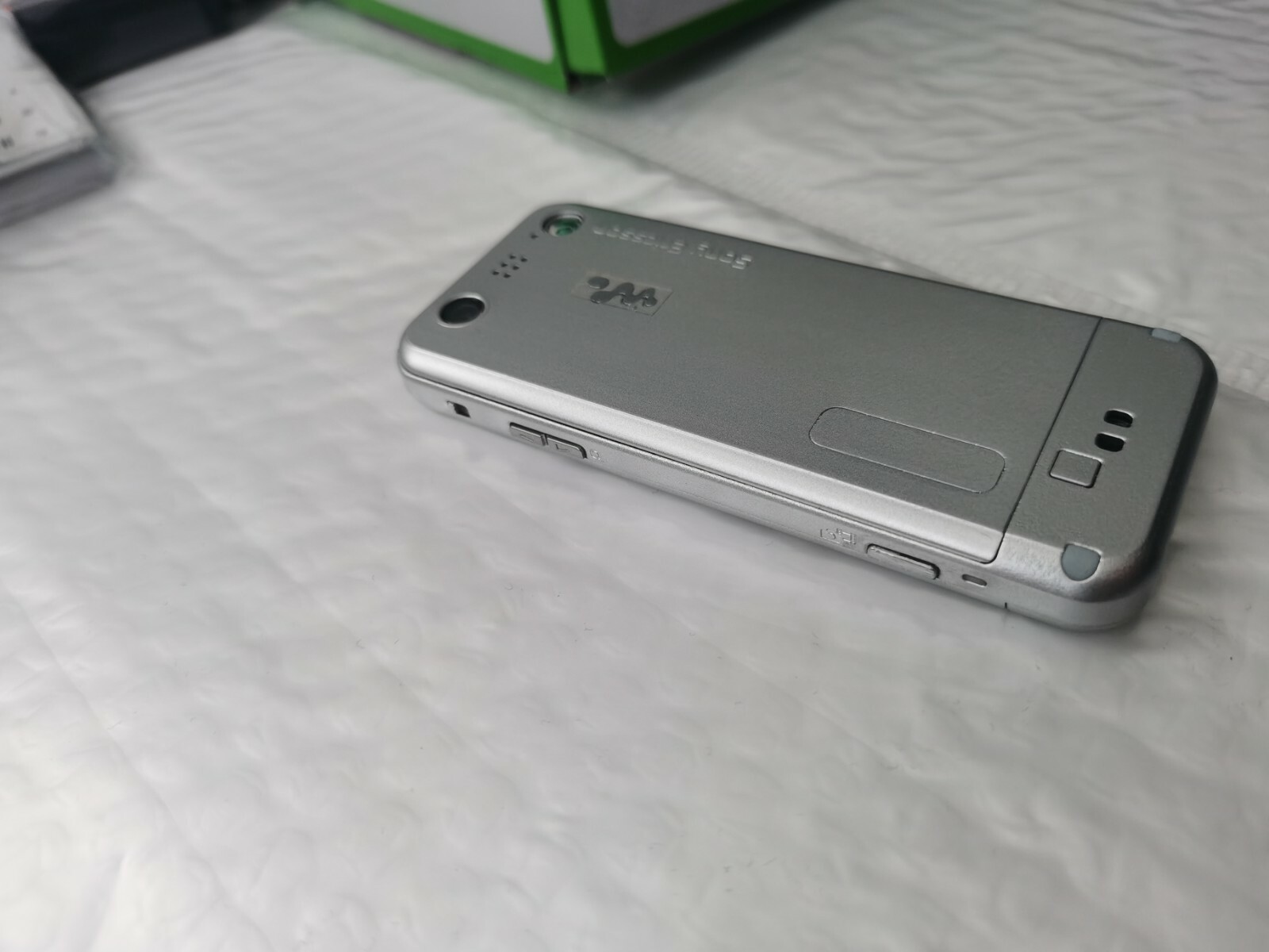 Sony Ericsson W890