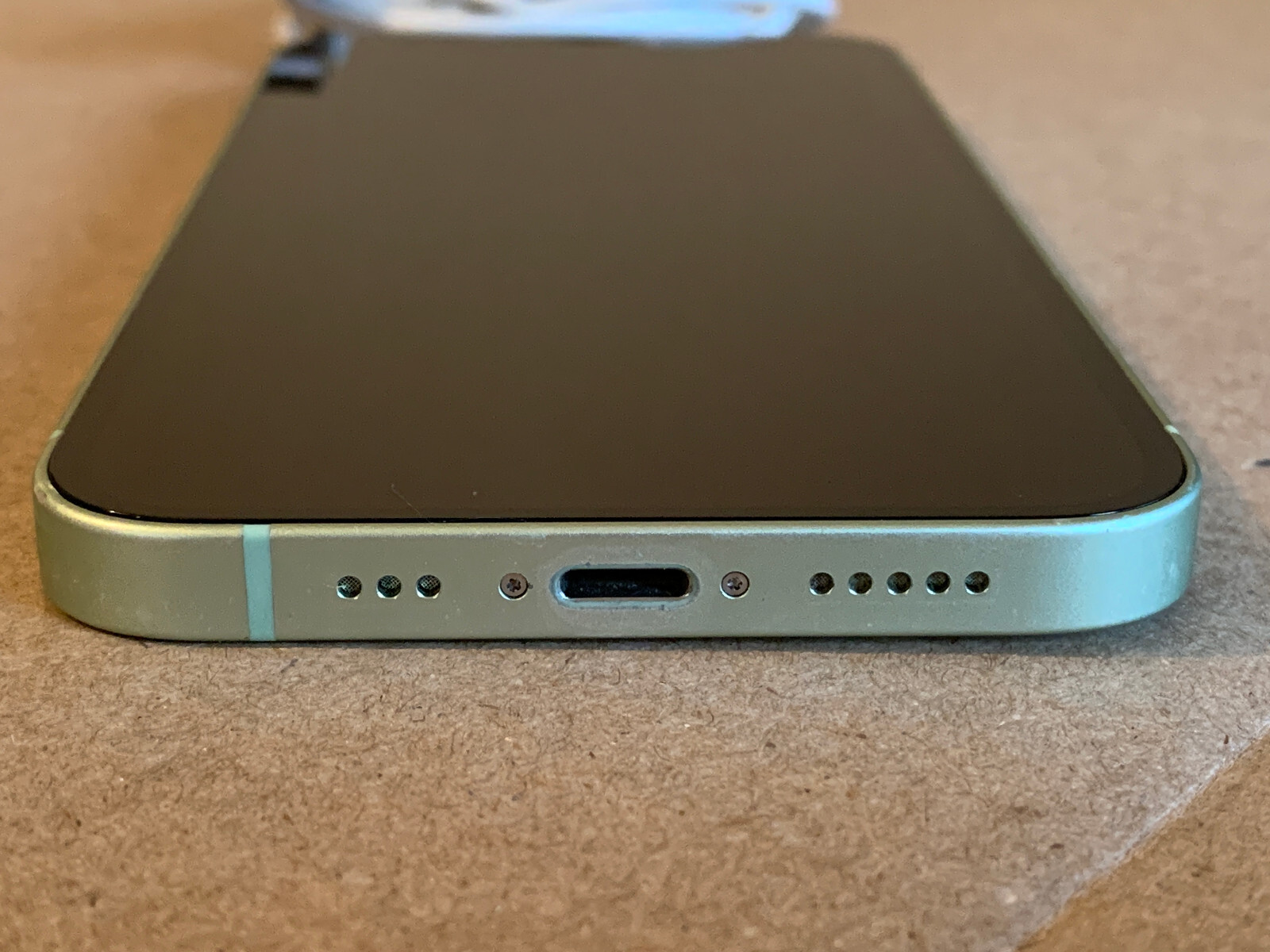 Apple iPhone 12 64GB – Green Unlocked (CDMA + GSM) A2172 READ