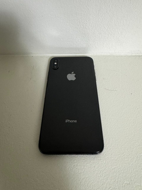 Apple iPhone XS Max – 64 GB – Space Gray (Unlocked)