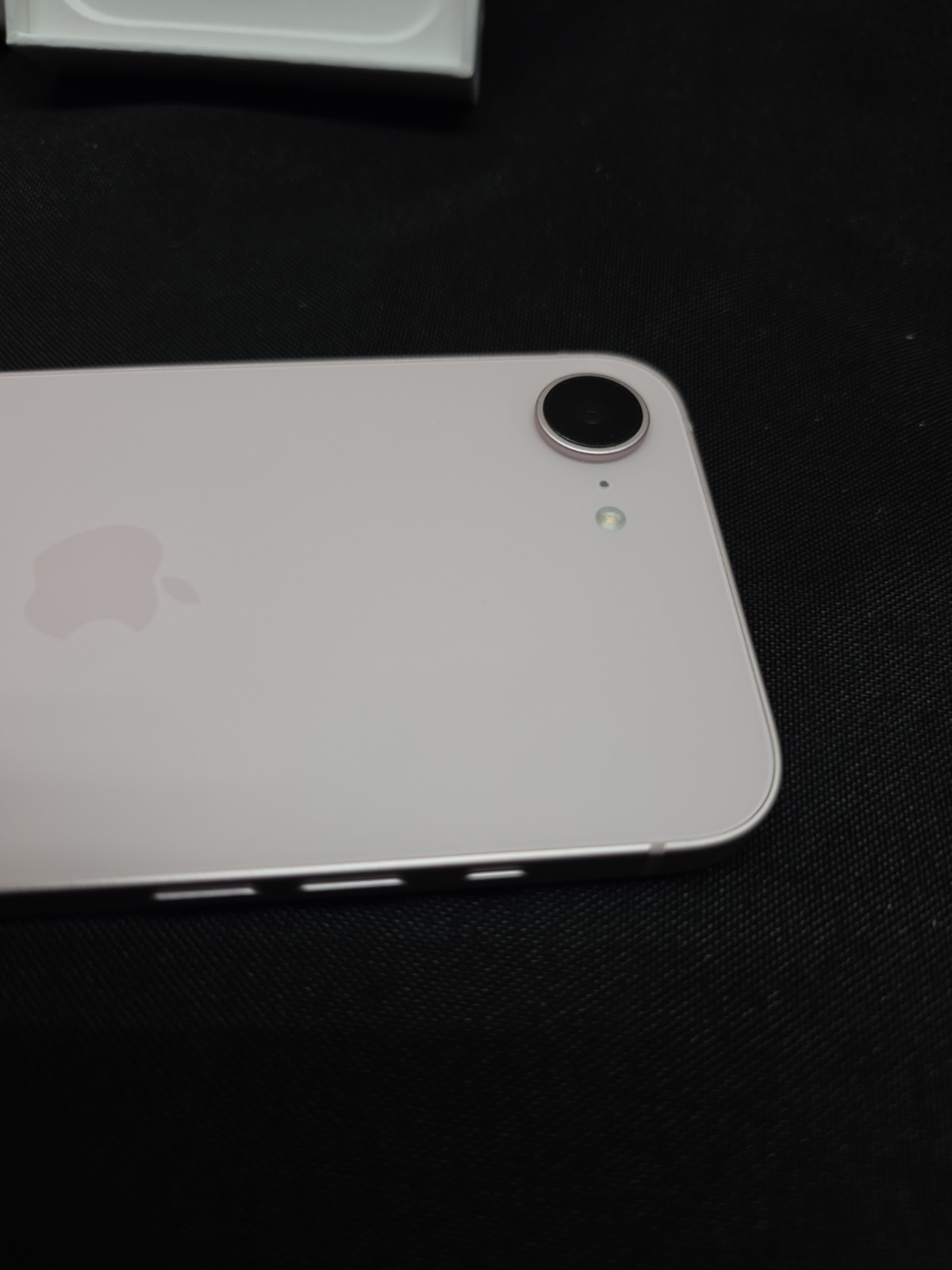 Apple iPhone 17e – 256 GB – Soft Pink (AT&T)