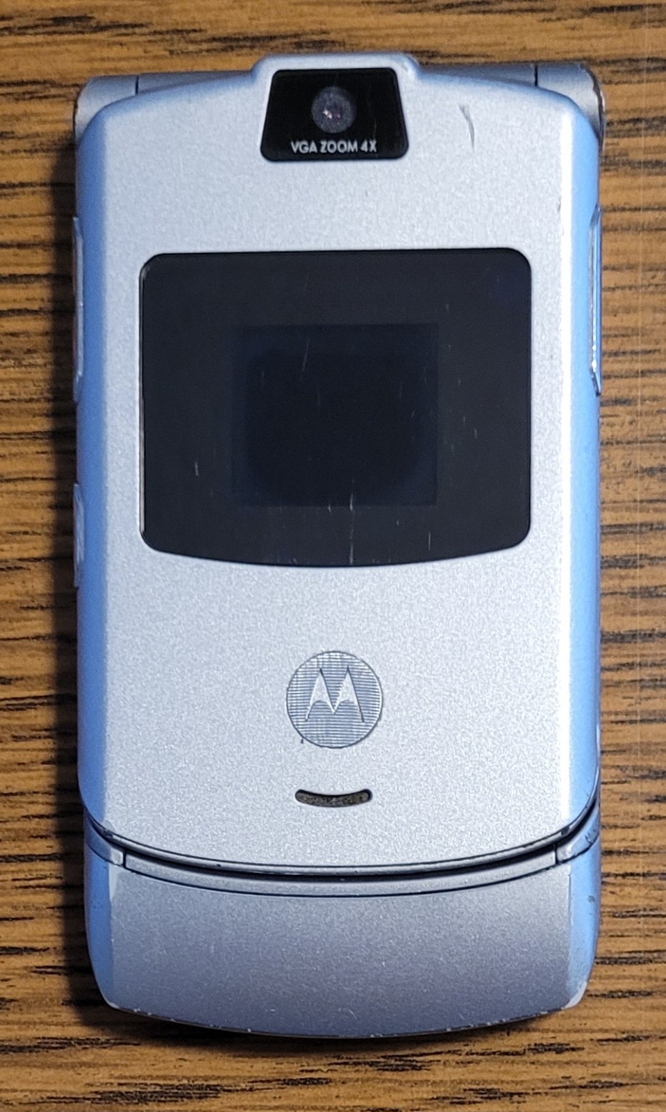 Motorola RAZR / Razor V3 – Silver ( Cingular / Unlocked ) Rare GSM Flip Phone