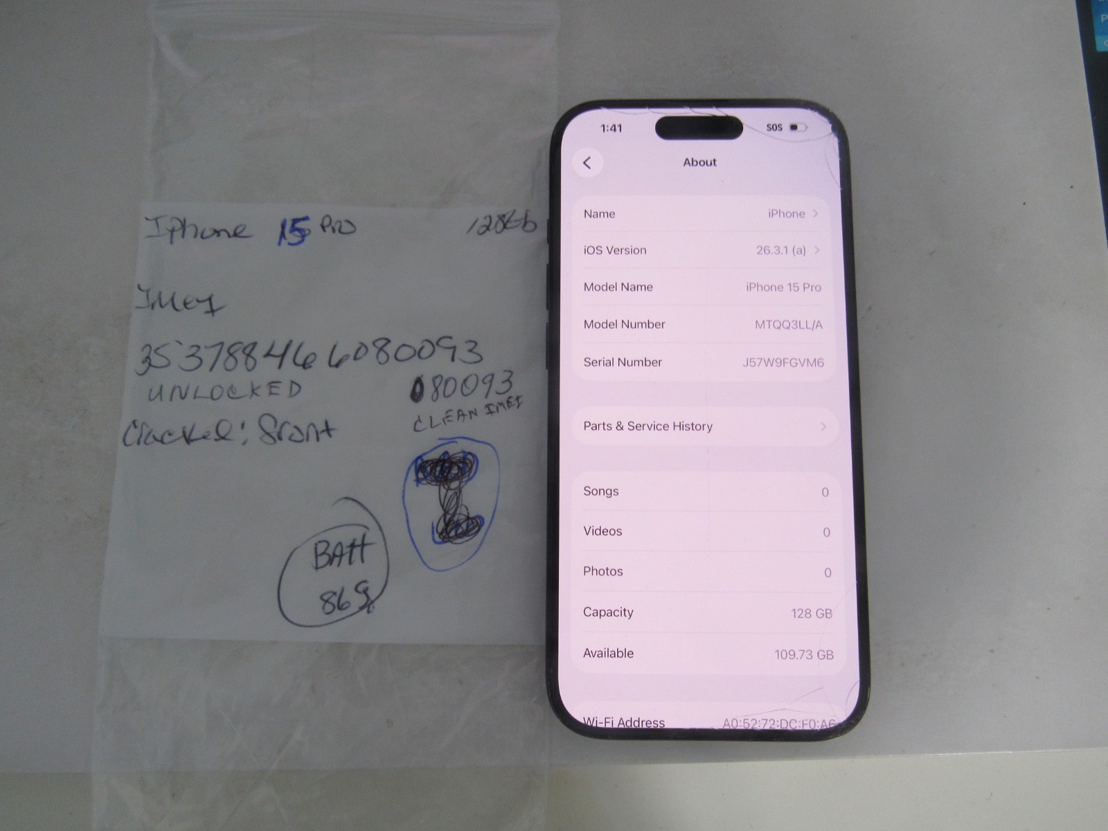 Apple iPhone 15 Pro, 128GB, Black Titanium (Unlocked) Cracked, WORKS! Clean IMEI