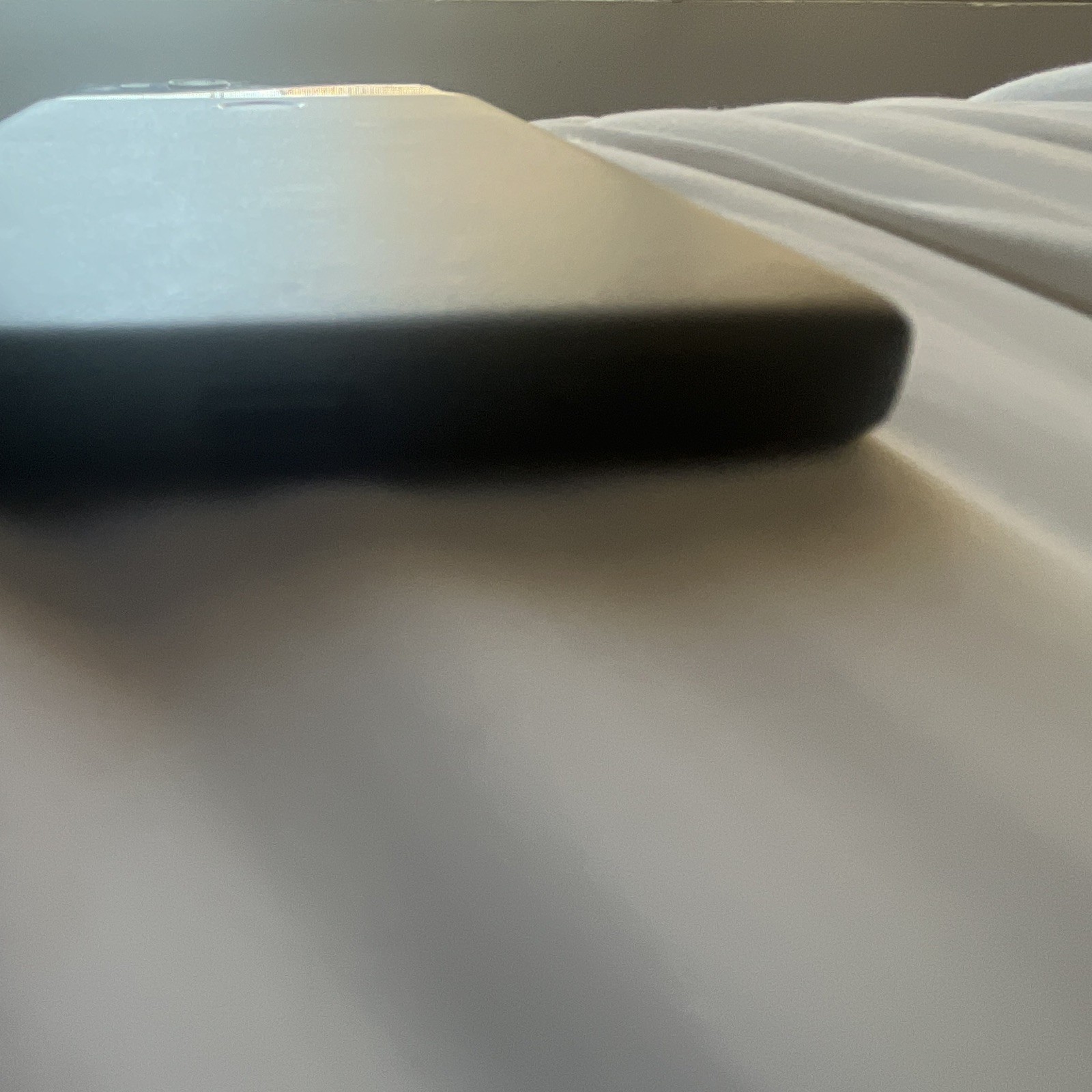 Google Pixel Smartphone Black Slate Style with Fingerprint Sensor