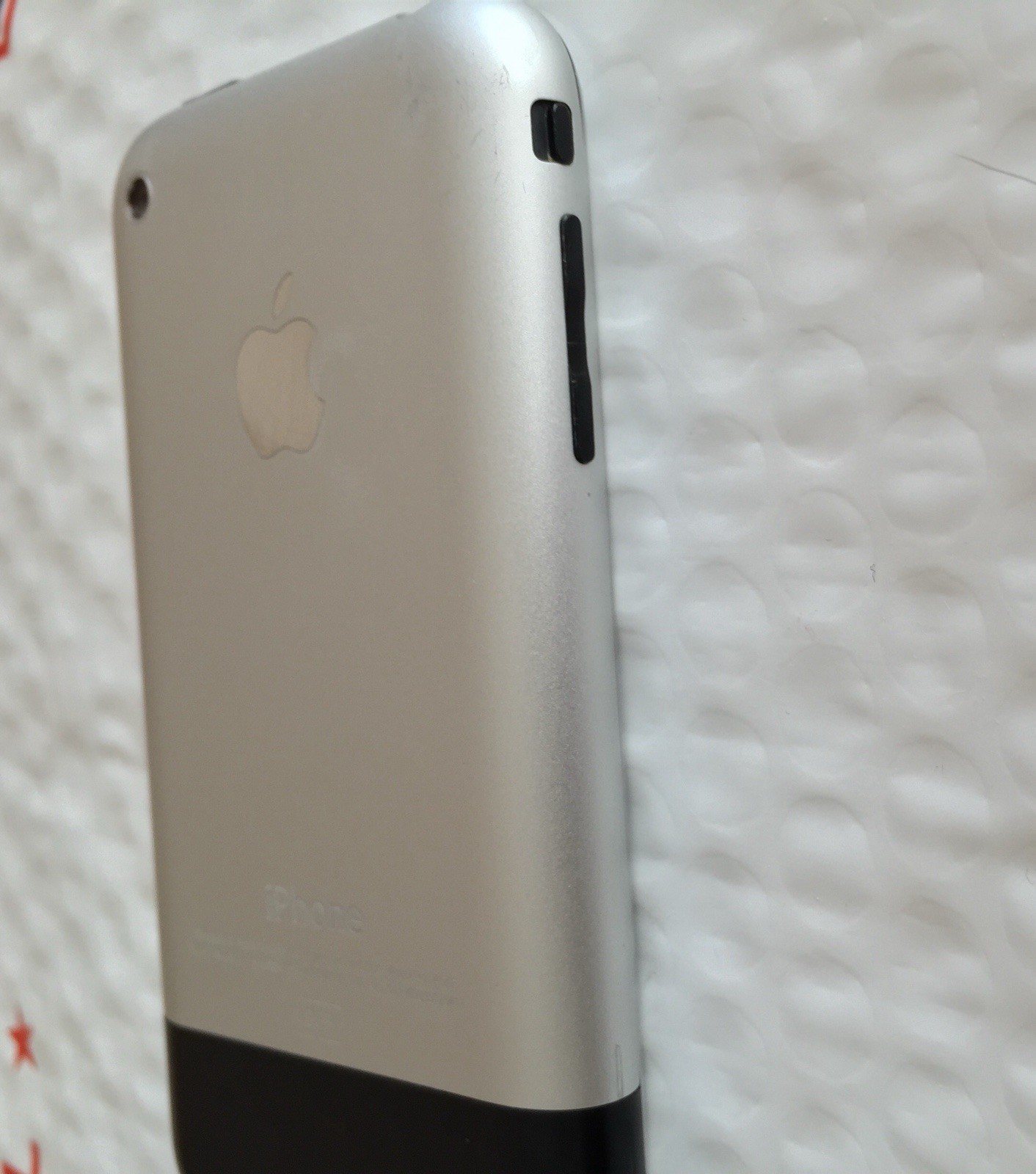 Apple 1st Generation iPhone 2G – 8 GB MA712LL/A A1203 – Pristine Condition
