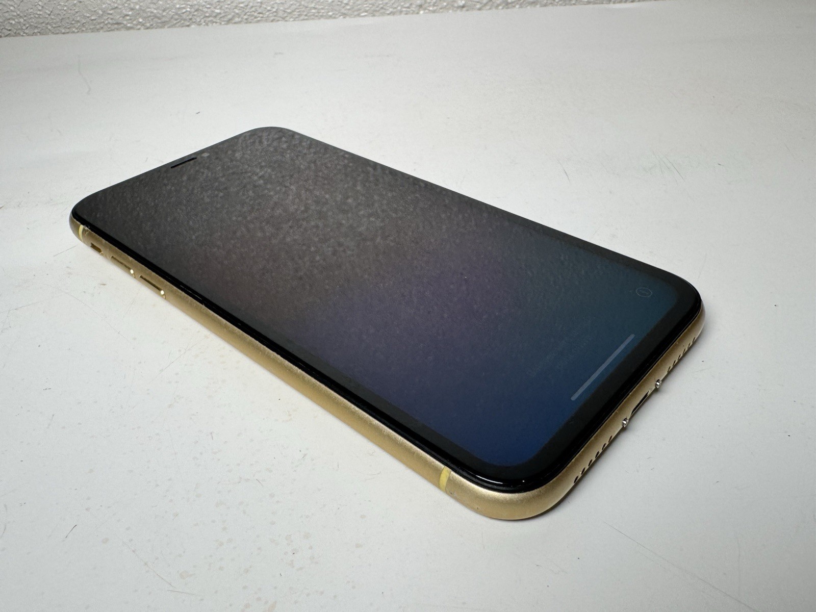 Apple iPhone XR 64GB Yellow Unlocked