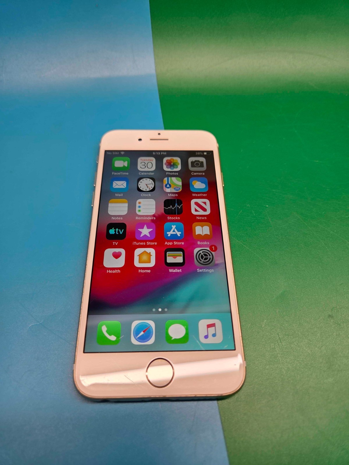 Apple iPhone 6 Cell Phone A1549 AT&T Gold/White- 64GB 88% Battery Health