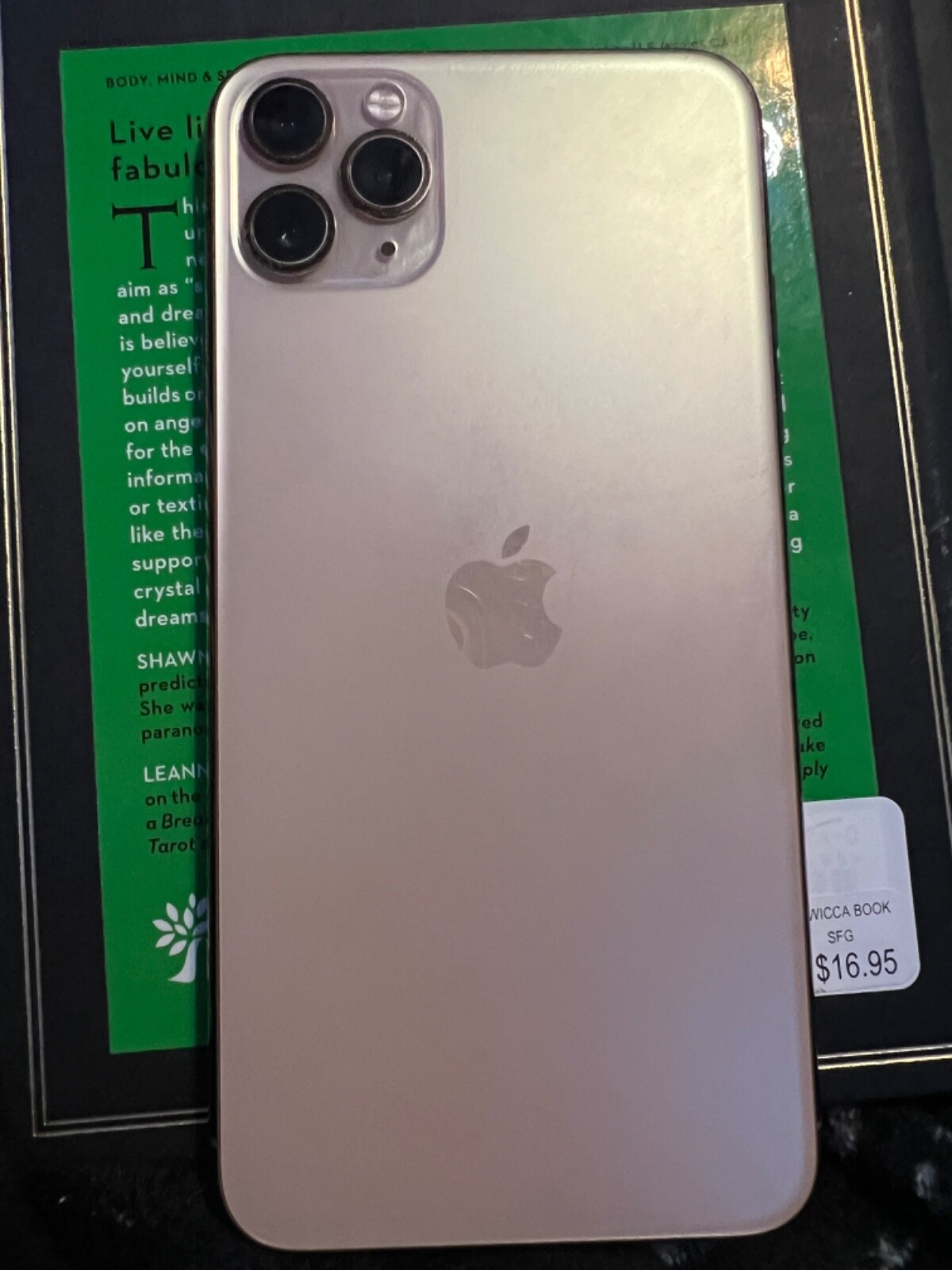 Apple iPhone 11 Pro Max – 64GB – Gold (Sprint) A2161 (CDMA + GSM)
