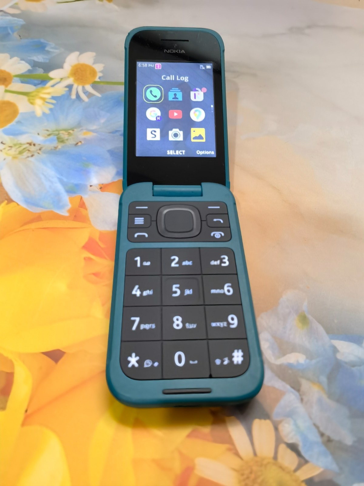 Unlocked Nokia 2780 Flip Big Keyboat 4G LTE WIFI 4GB 512MB Phone 2.7″ WIFI
