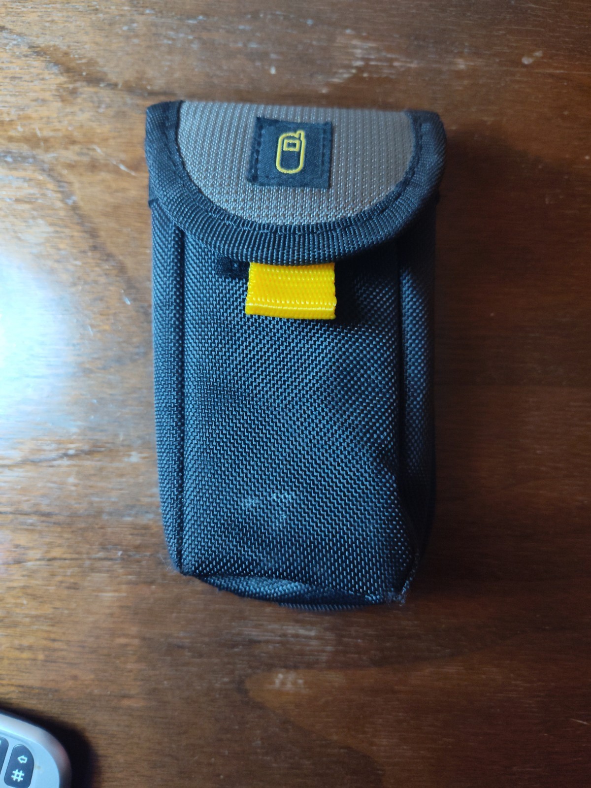 LG B470 – Navy Blue ( AT&T ) Cellular Flip Phone