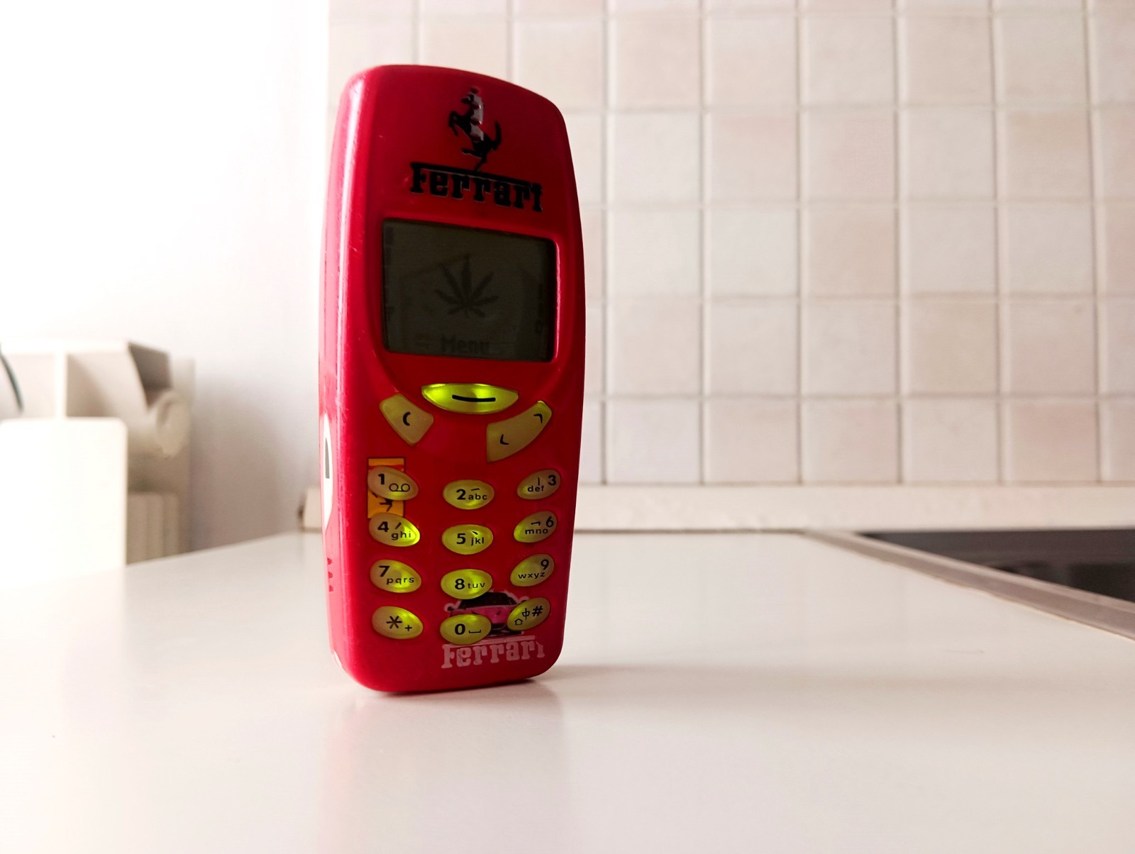 Nokia 3310 Ferrari + NEW Battery + Charger [RUSSIAN-BULGARIAN-UKRAINIAN]