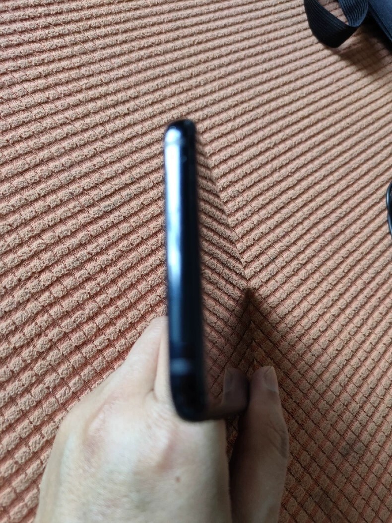 95% ne w LG G8 Thin Q Factory UNlocked for any carrier Android Smartphone