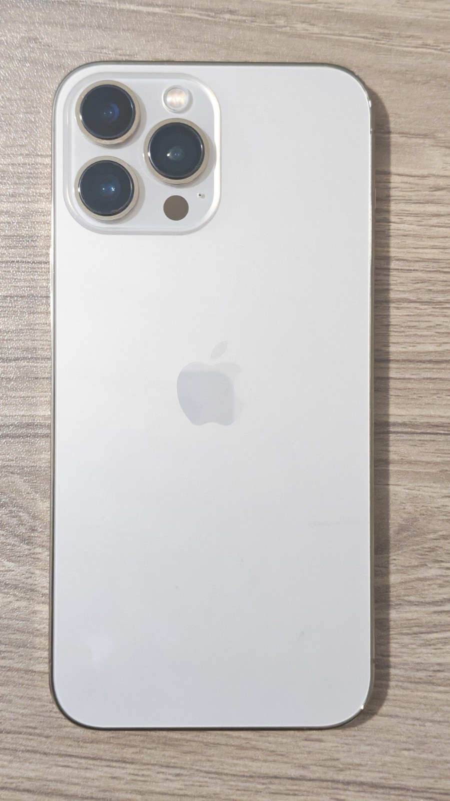Apple iPhone 13 Pro Max Unlocked 128/256/512 GB Random Color With Accessories