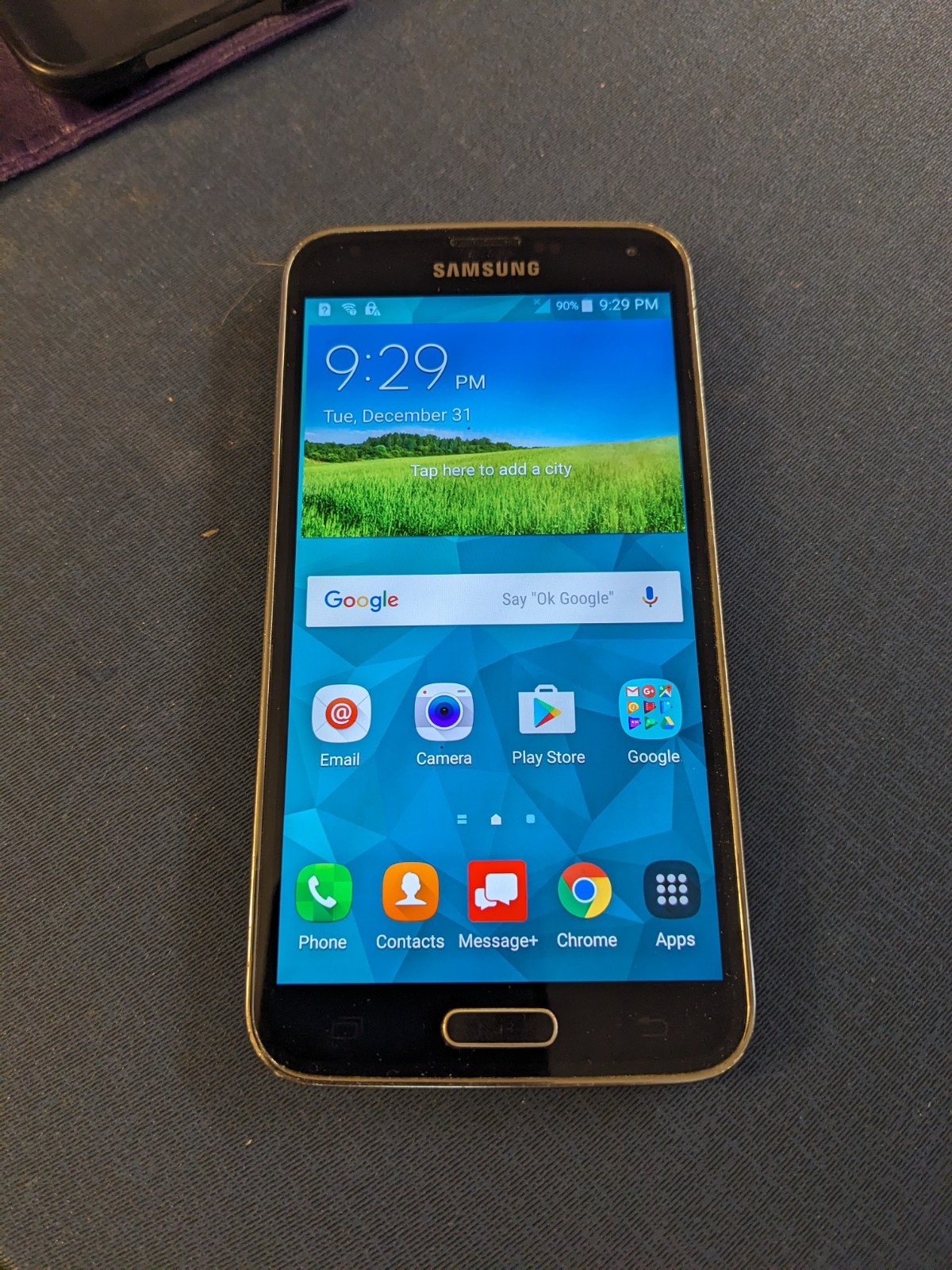 Samsung SM-G900V Galaxy S5 Verizon Phone (purple)
