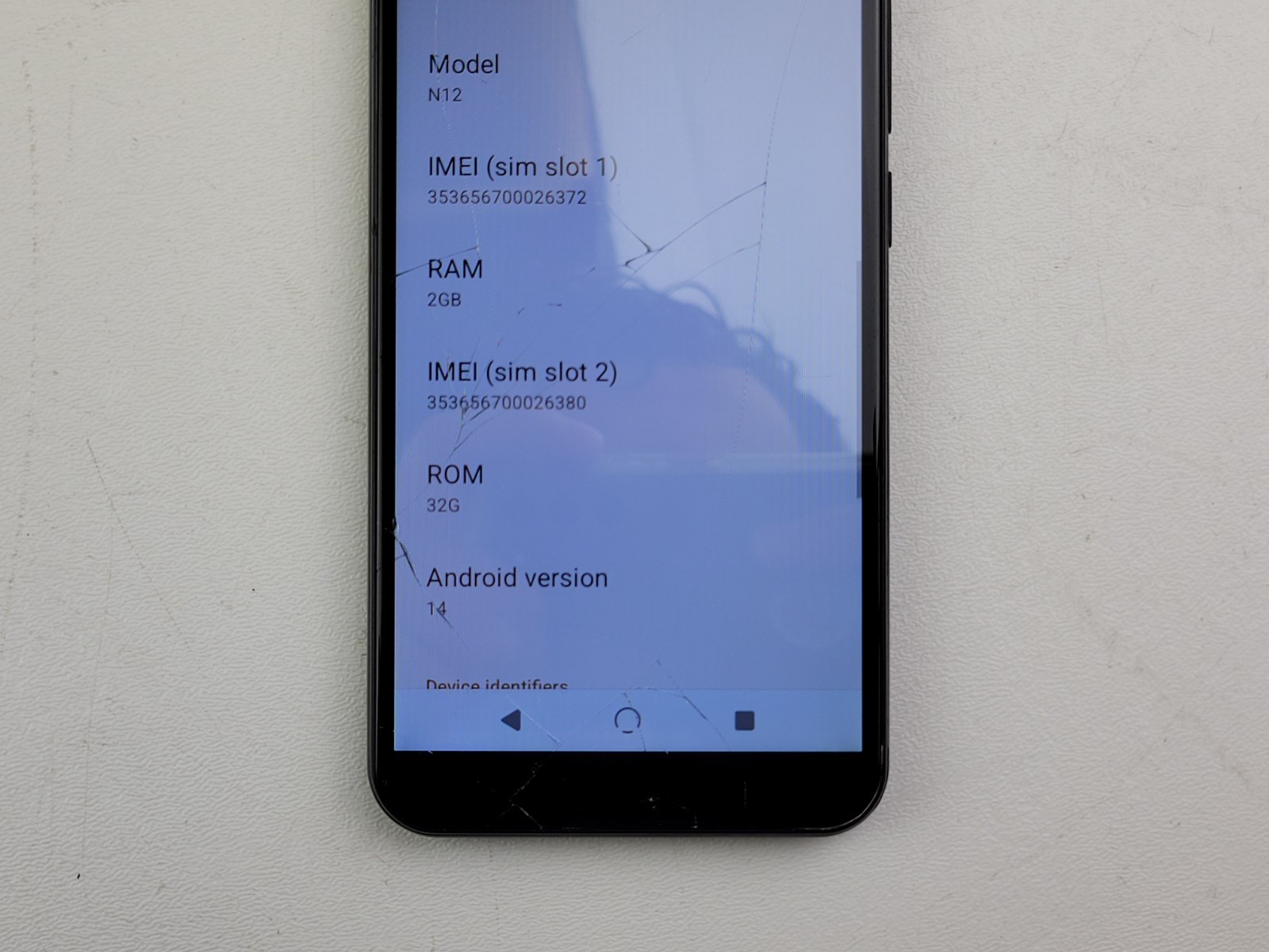 NUU N12 (S6008L) 32GB – Black (CARRIER UNKNOWN) Smartphone – CRACKED – H6208