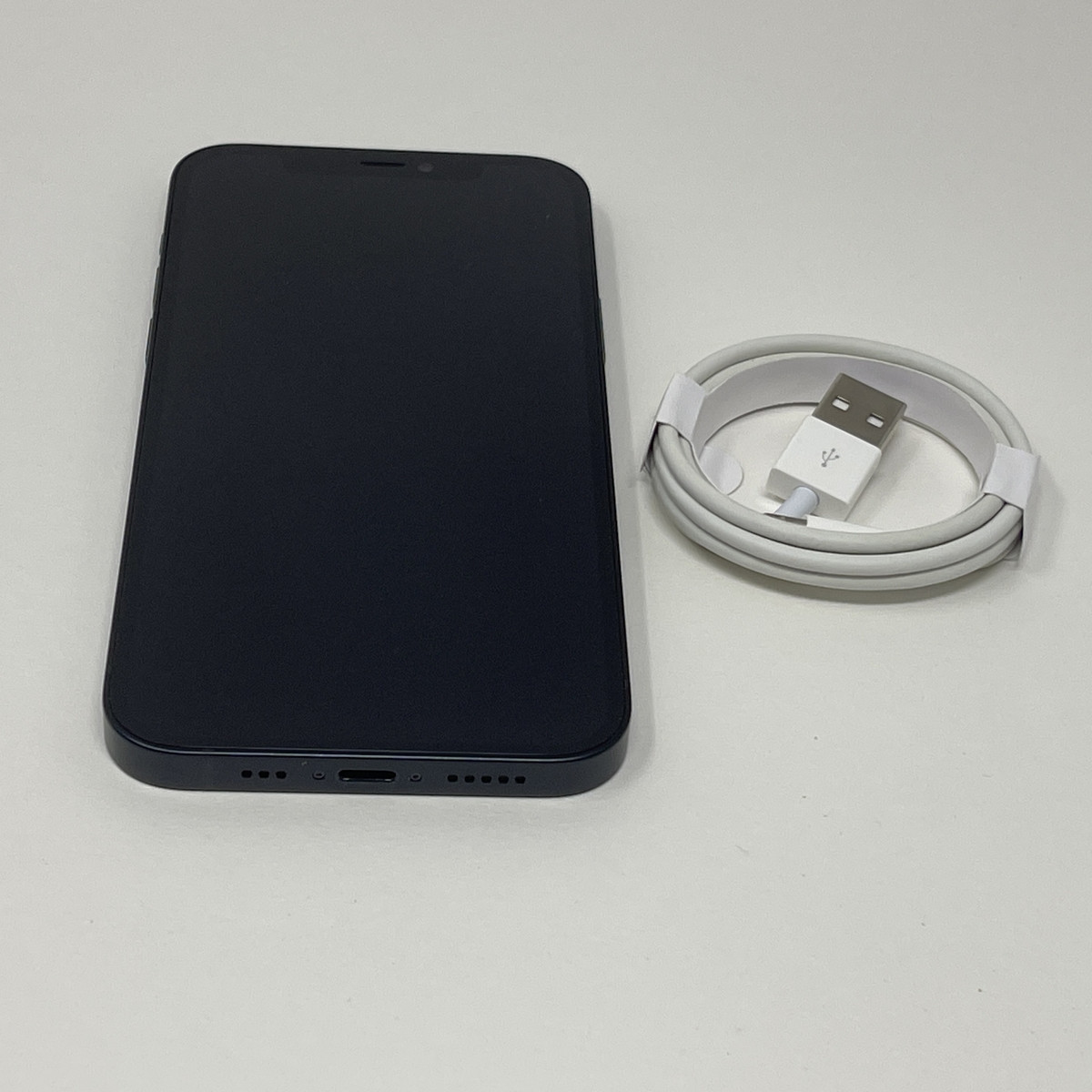 Apple iPhone 12 64GB Unlocked Black A2172 MGEF3LL/A Good