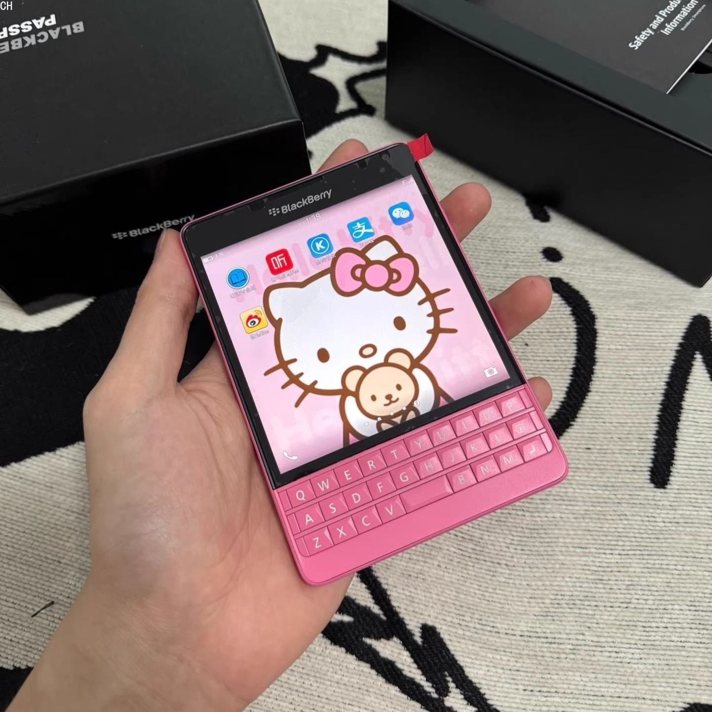Unlocked Blackberry Q30 Passport SQW100-3 32GB+3GB QWERTY Keyboard Smartphone