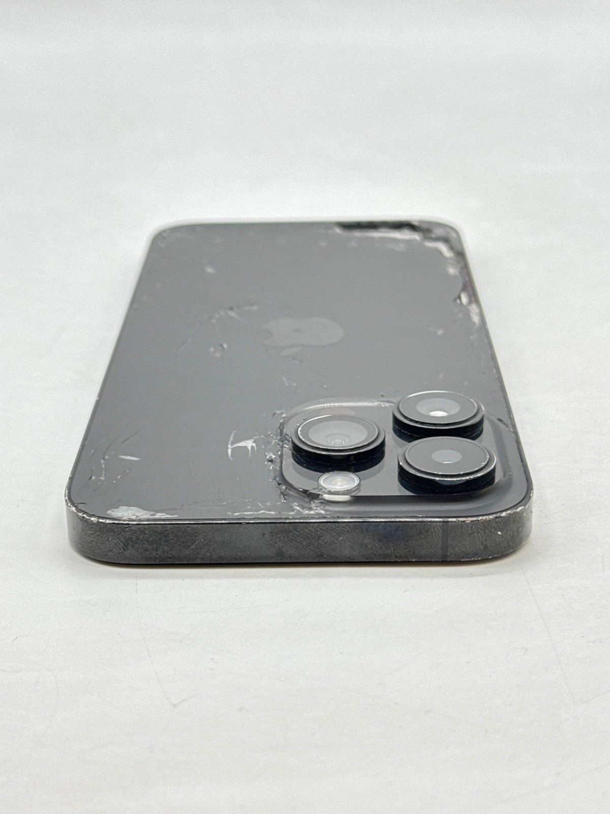 AT&T Apple iPhone 14 Pro Max A2651 256GB Space Black – Cracked Read!