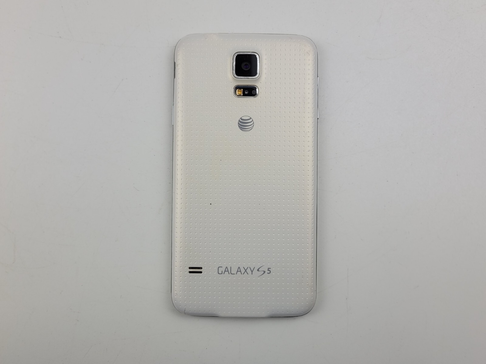 Samsung Galaxy S5 (SM-G900A) 16GB – White (AT&T) Smartphone – Clean IMEI – J7948