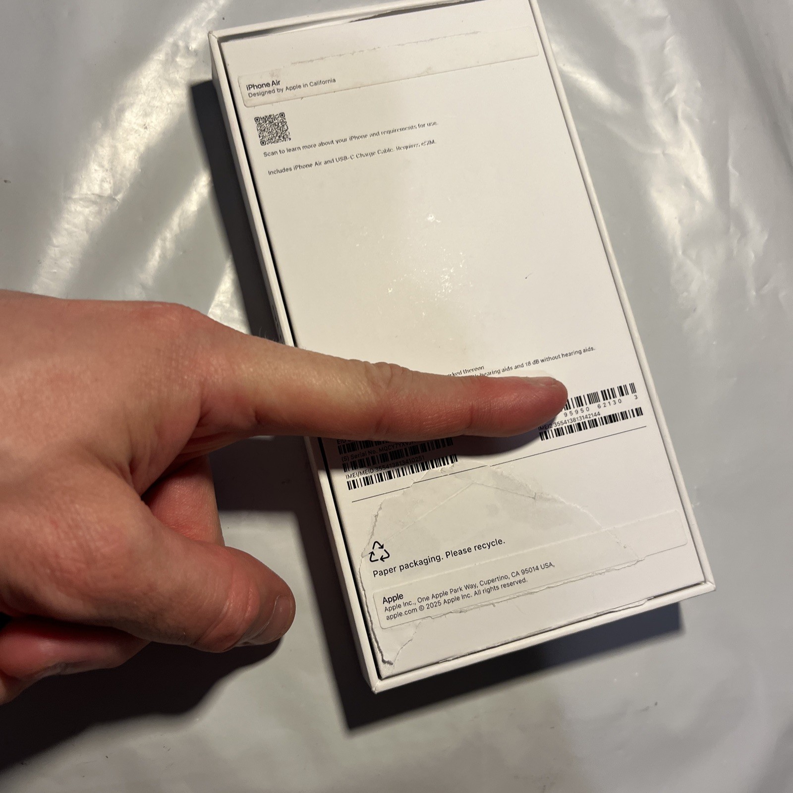Apple iPhone 17 Air – 256GB ( Unlocked ) NEW (#625)