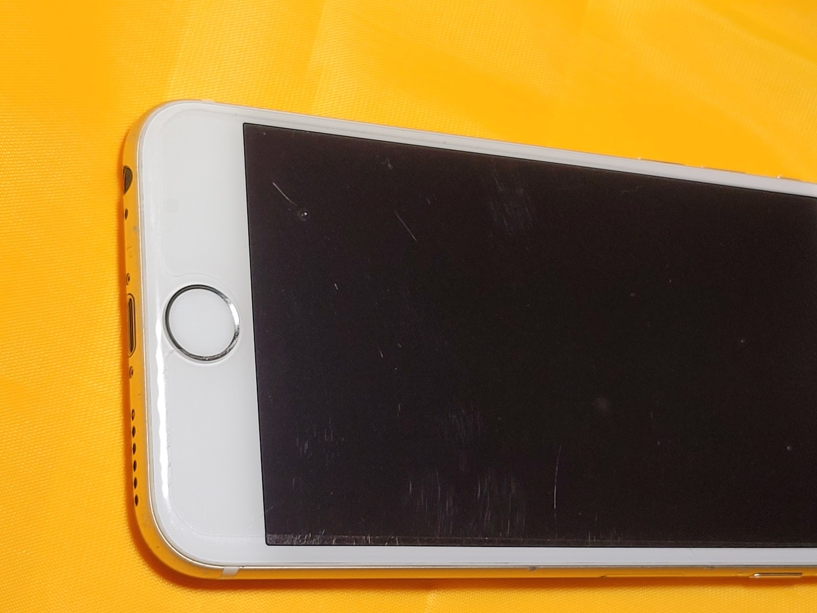 Apple iPhone 6 A1549 Unlocked 64 Gb BH 98% Working Cond See Pict & Desc AS IS