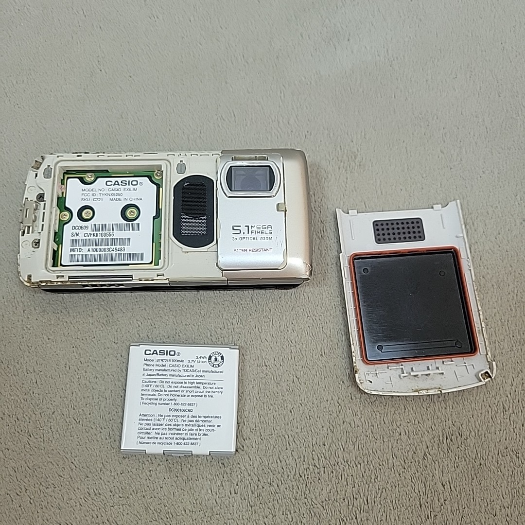 Casio Exilim C721 5.1MP Camera Flip Phone Swivel Screen Tested and Battery READ