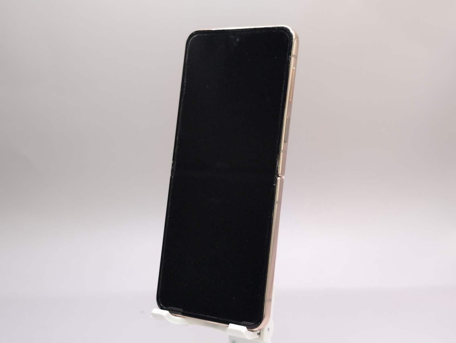 Samsung Galaxy Z Flip4 SM-F721U Pink Gold For Parts Only W087891