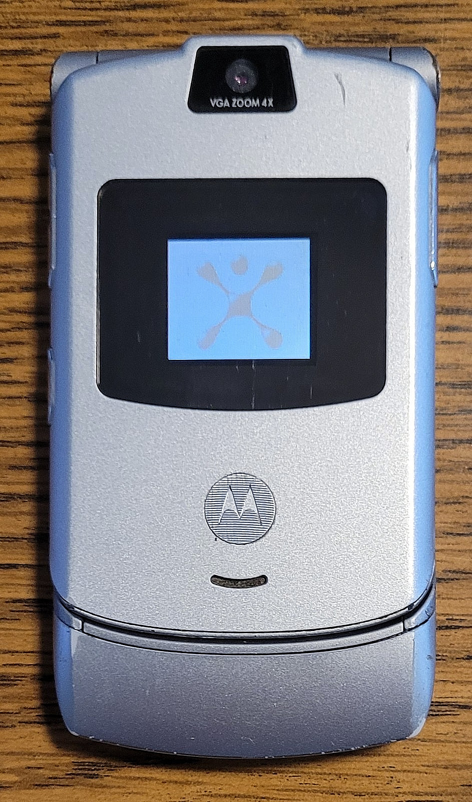 Motorola RAZR / Razor V3 – Silver ( Cingular / Unlocked ) Rare GSM Flip Phone