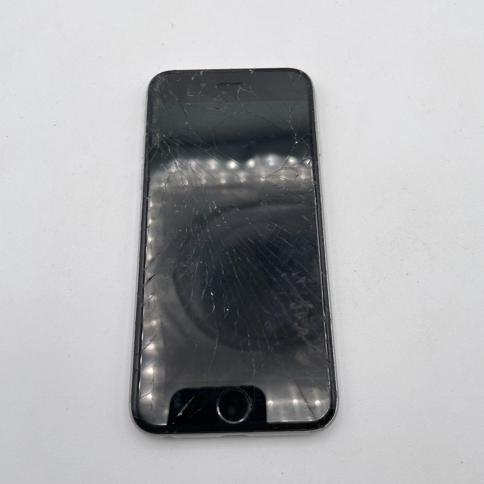 Apple iPhone 6s A1633 Smartphone iOS 9 4.7″ LCD Display 12MP For Parts